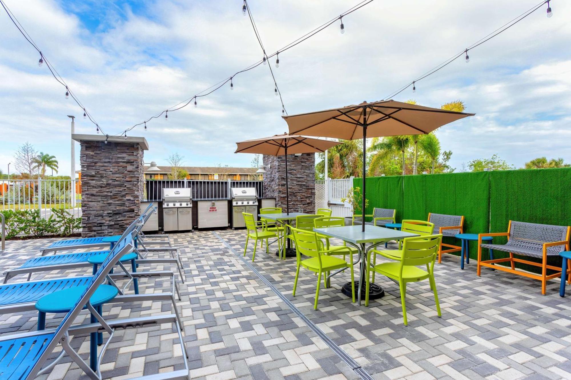 Home2 Suites By Hilton Ft Pierce I-95 フォート・ピアス エクステリア 写真